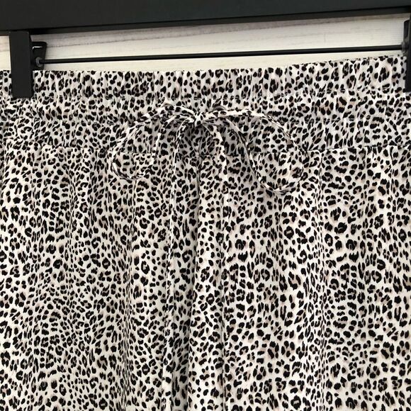 Apt 9 Beige & Black Leopard Print Jogger Style Pants XL Petite - Picture 2 of 7